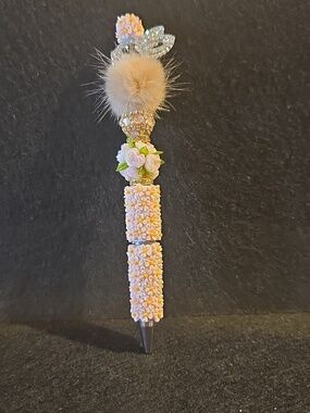 Decorative Pink Floral Bunny Pom Pen